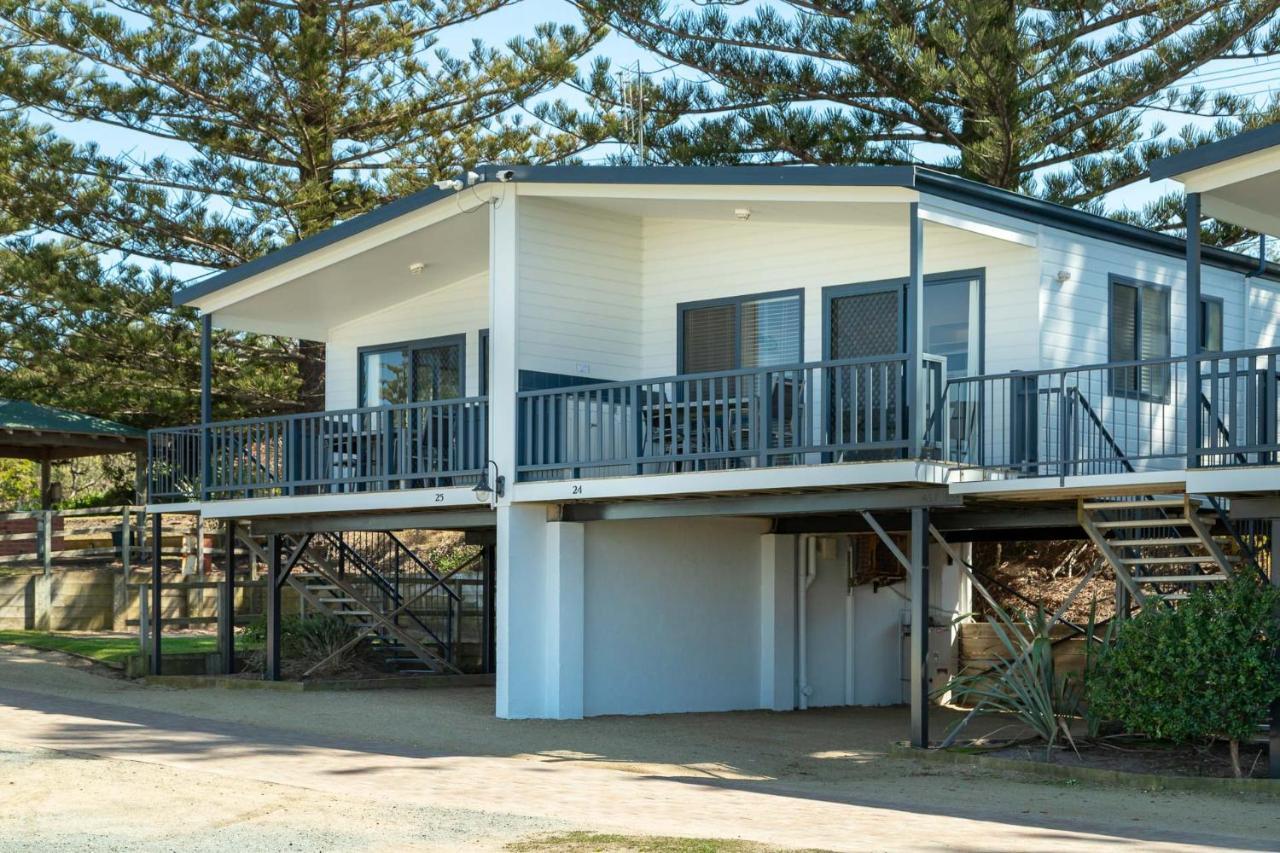 Tuross Beach Cabins & Campsites Tuross Heads Exterior photo